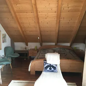  Apartment Neuhaus